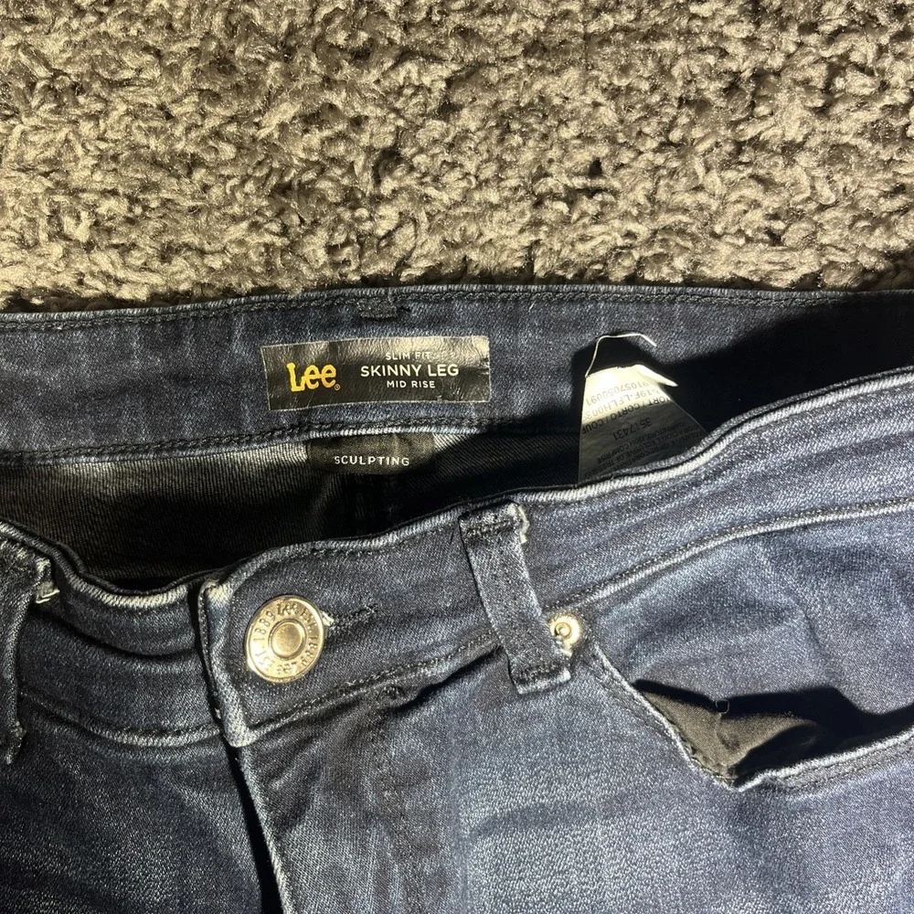 Lee Slim Fit Skinny Leg Mid Rise Sculpting Dark Blue Washed Jeans 4 Short - Picture 2 of 8